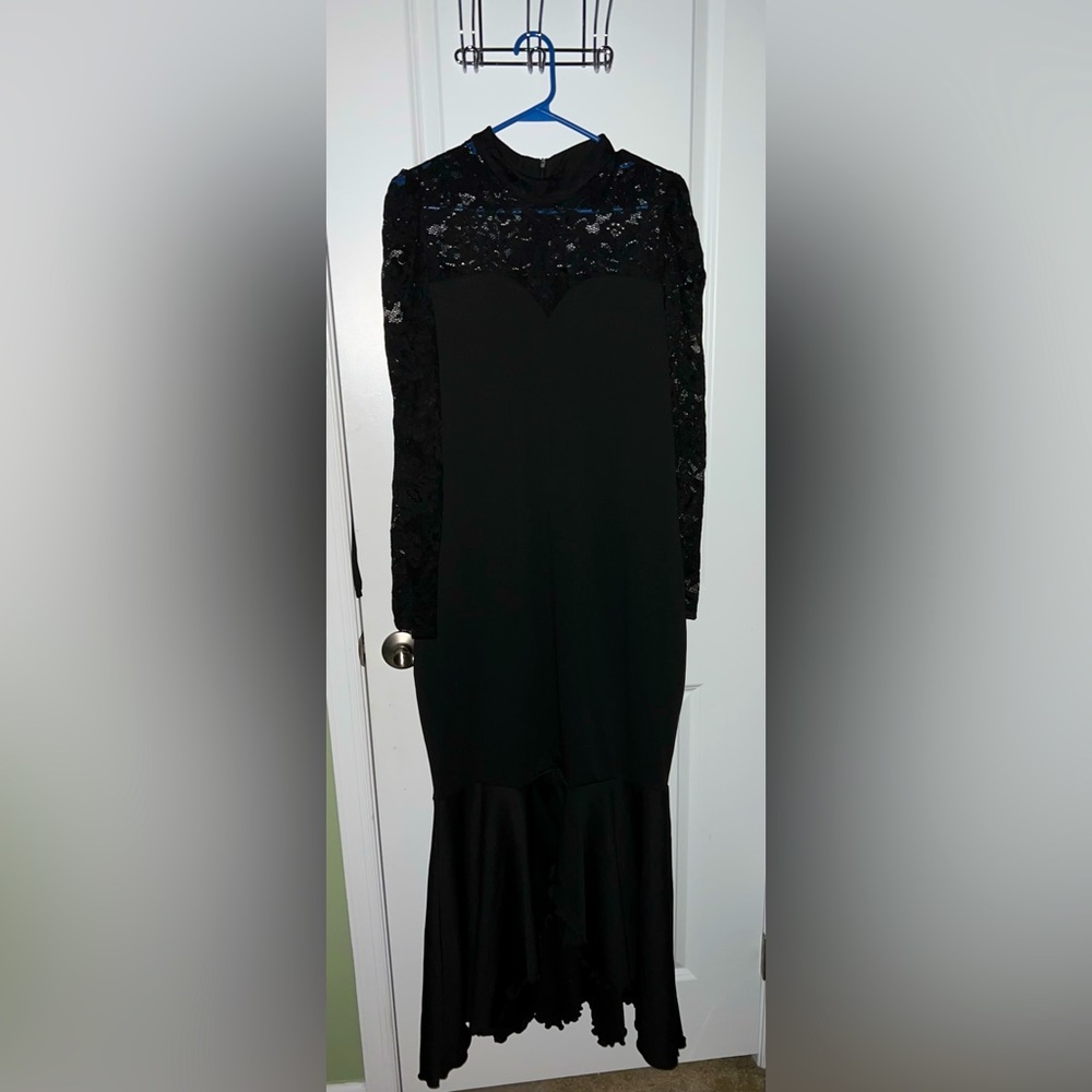 SHEIN - Floral Lace Sleeve Mermaid Hem Dress